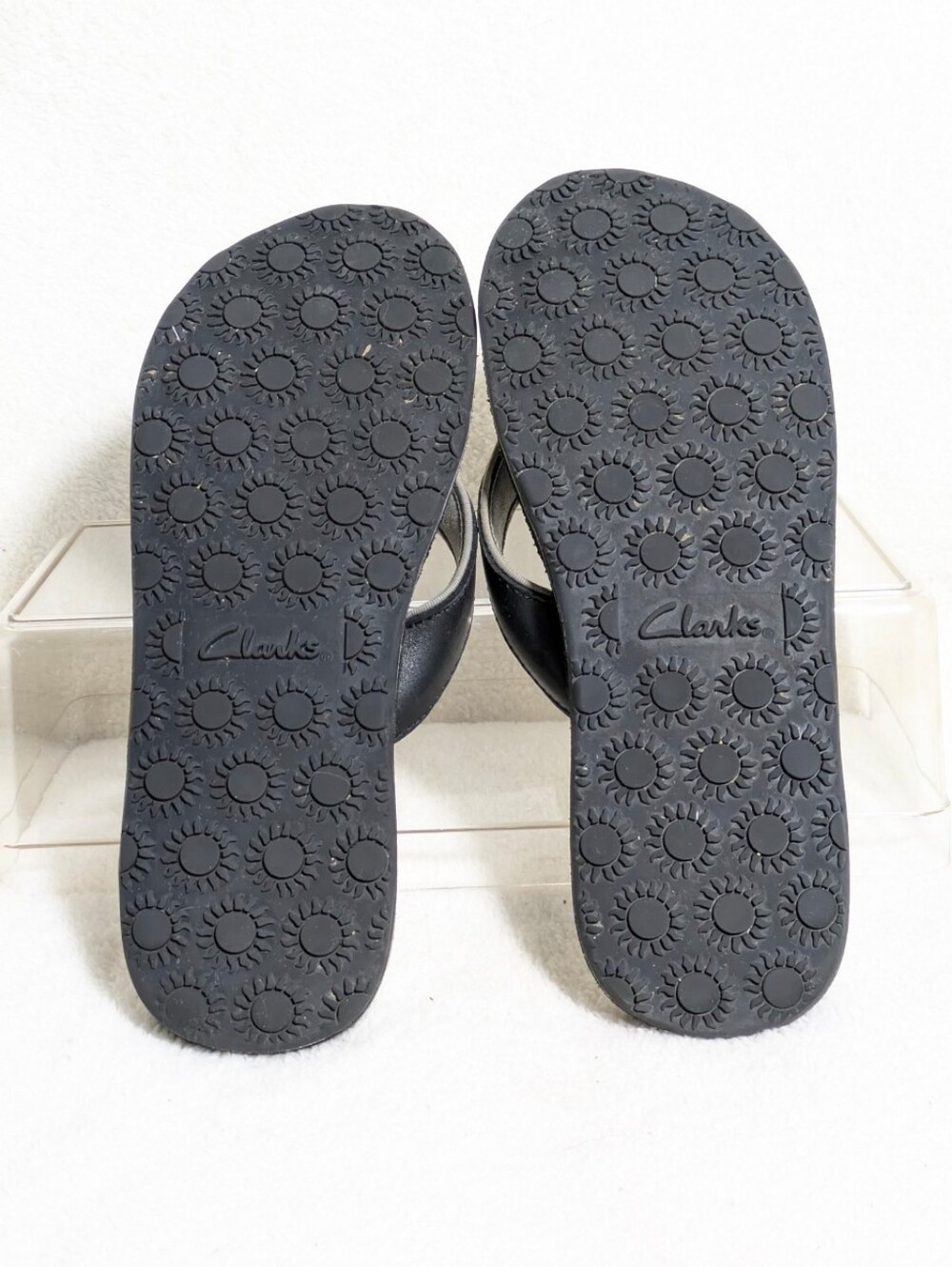 Clarks Women's Tahiti Black Leather Starfish Flip Flop Sandals Summer Casual 9m - Picture 6 of 8